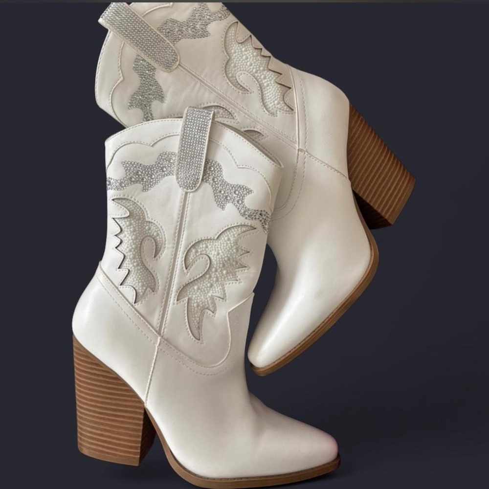 White Bedazzled Western Boots